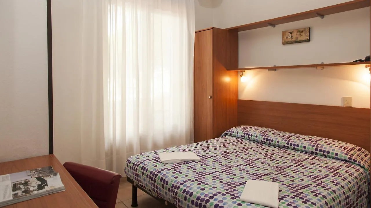 **  Hotel Taormina Lido di Jesolo Italien