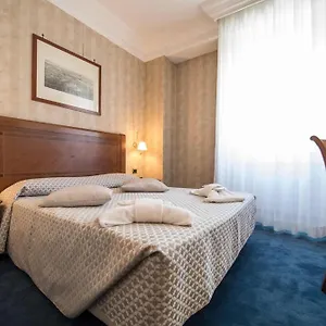 Quality Nova Domus 4*, Róma Olaszország