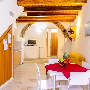 Zio Pasquale , Cefalù Italien