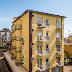 Anny Hotel