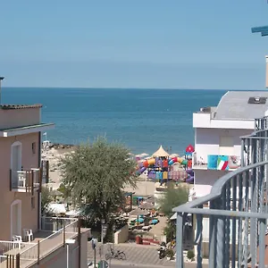 Mediterraneo 2*, Rimini Olaszország